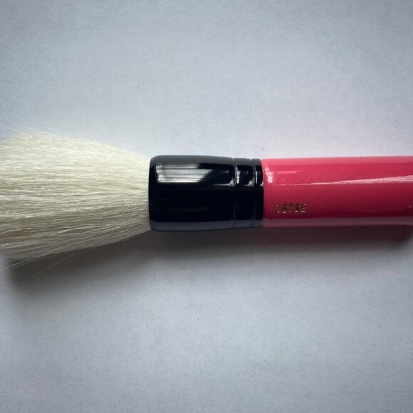 MAC Nutcracker 167SE Face Blender Brush - Travel Size - Picture 1 of 1